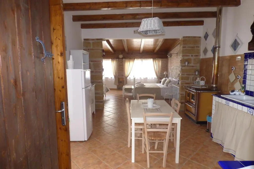 *** Couette-café La Mansarda B&B Cinisi Italie